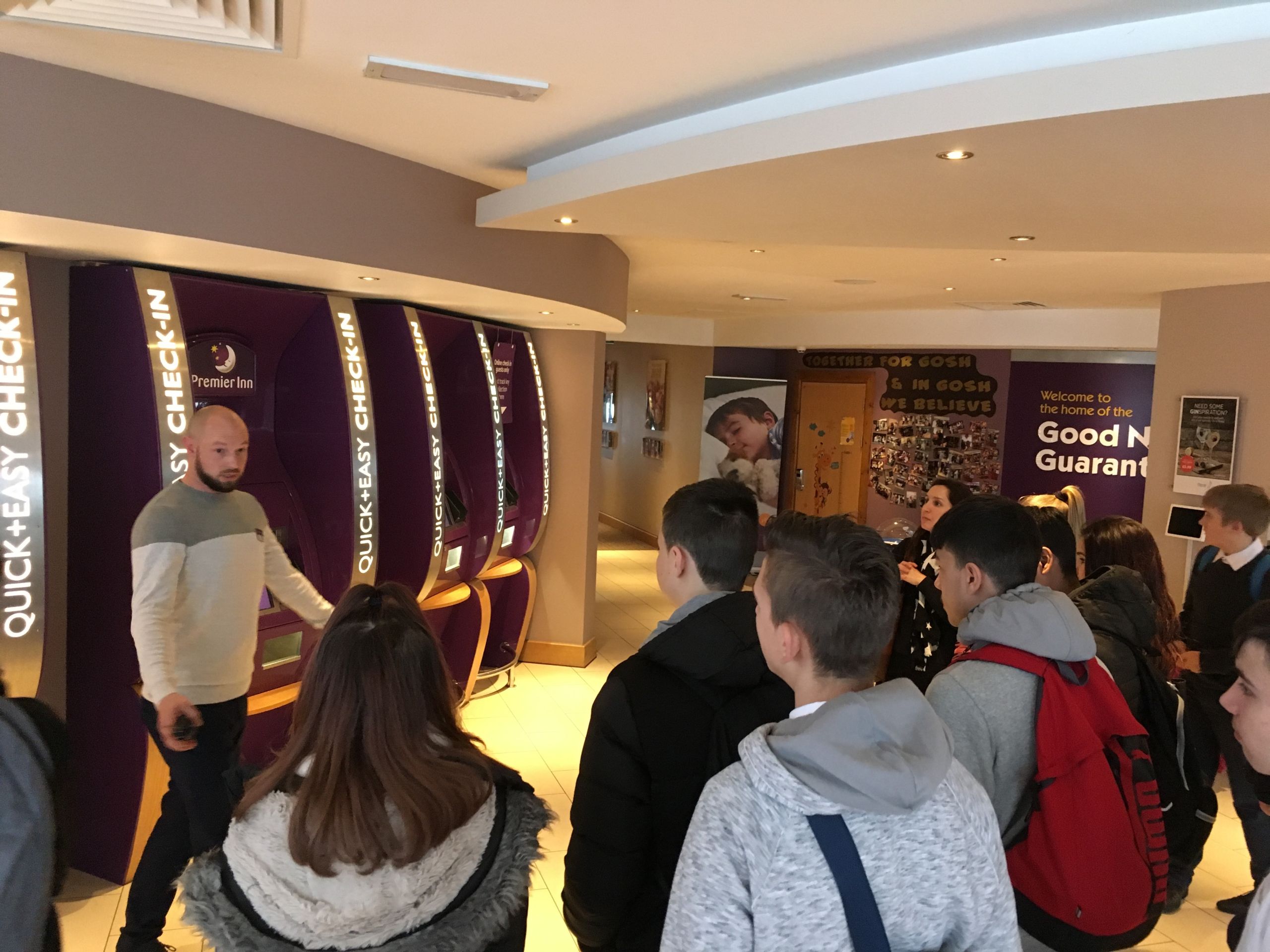 project-based-learning-visit-to-premier-inn-heathrow